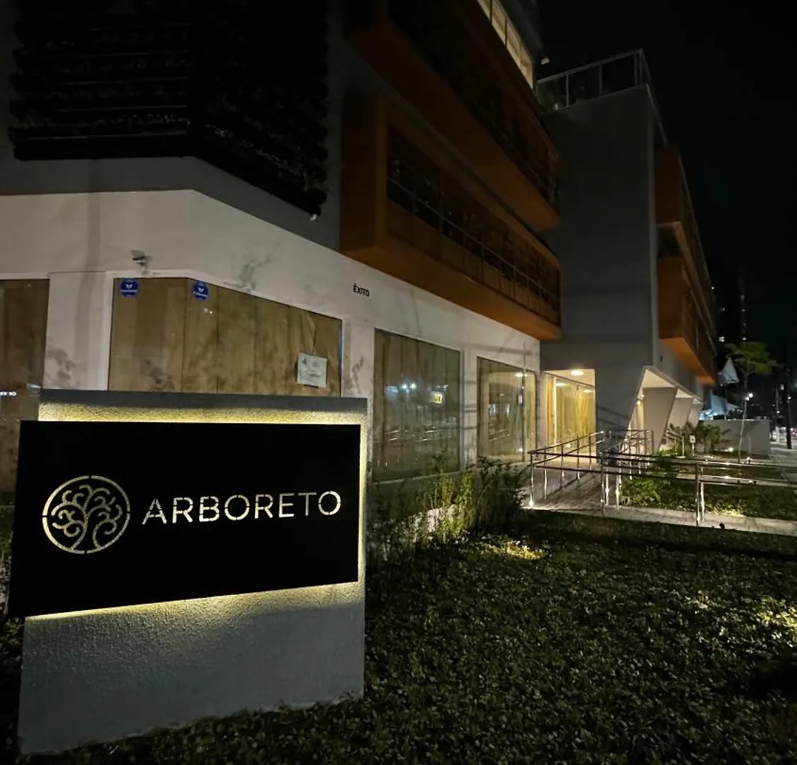 Ferienwohnung Self Checkin 24H Ape Acolhedor Em Itajai Ar E Wifi 0*,