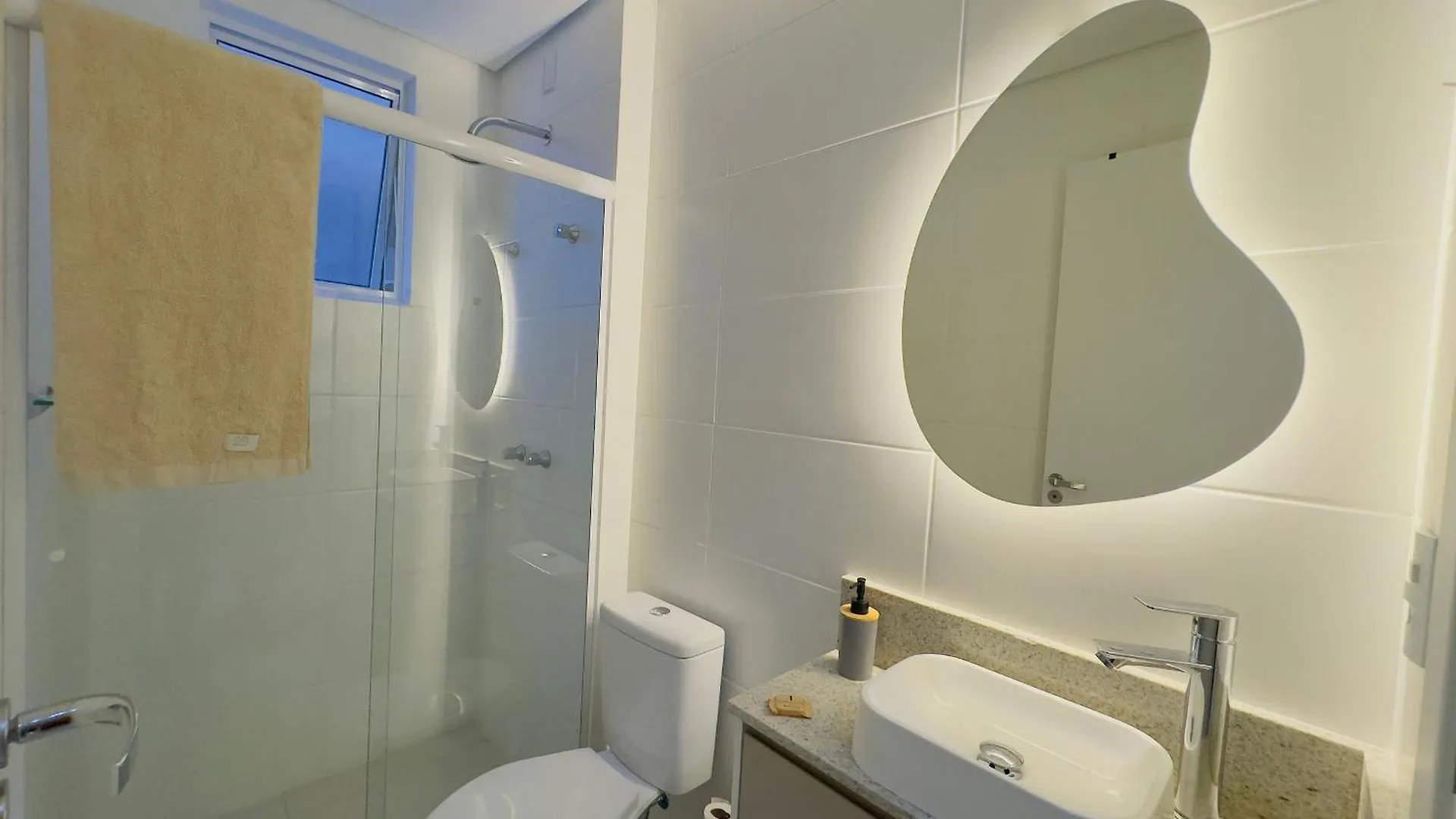 Ferienwohnung Self Checkin 24H Ape Acolhedor Em Itajai Ar E Wifi Apartment